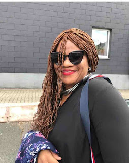 Stella Dimokokorkus shares full pictures