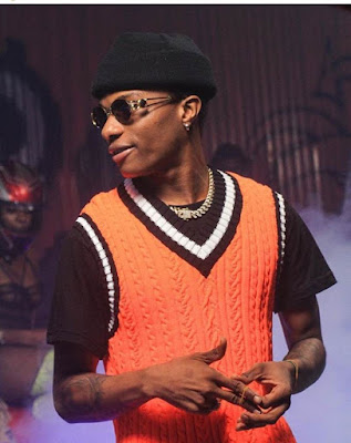 WizKid WizKid is among the famous Nigerian musicians