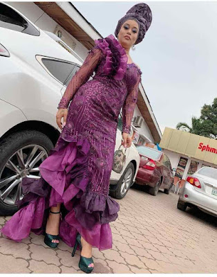 Latest lace gown styles Latest lace gown styles for aso ebi and owambe
