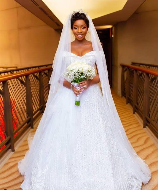 BamBam and Teddy A BamBam and Teddy A White wedding photos