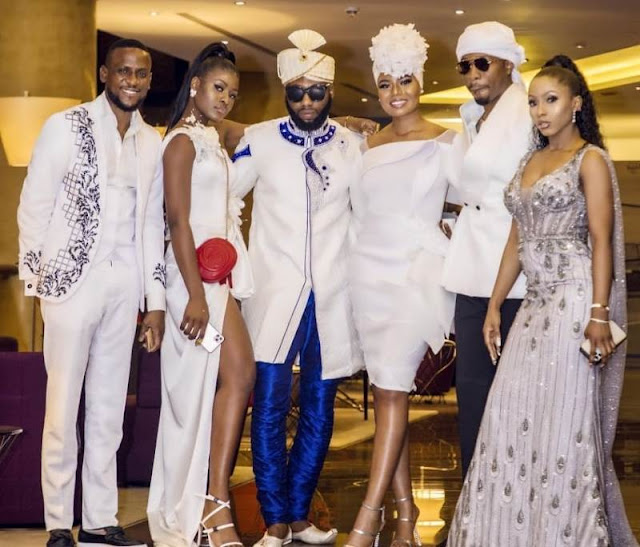 Bambam and Teddy A BamBam and Teddy A White wedding photos