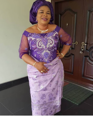 Lace blouse styles for wrapper Latest lace blouse styles for wrapper