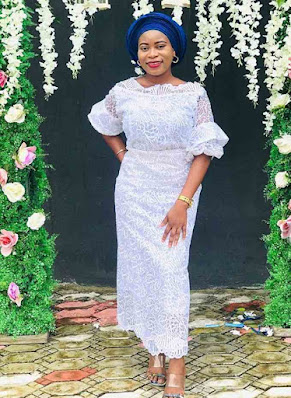 Iro and blouse style Latest Iro and Blouse Styles With Lace and Ankara