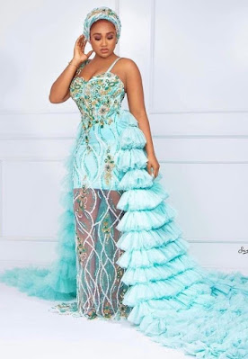 Latest Lace Styles for Wedding