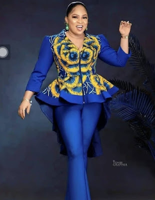 Plain and pattern styles Plain and Pattern Styles for Ladies