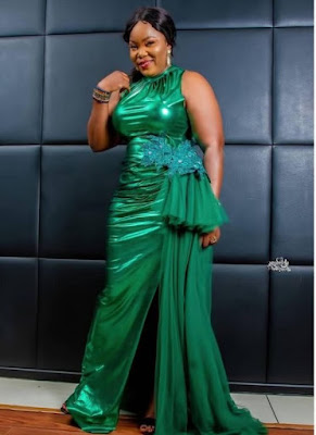 Emerald green lace Emerald Green Lace Styles for Ladies