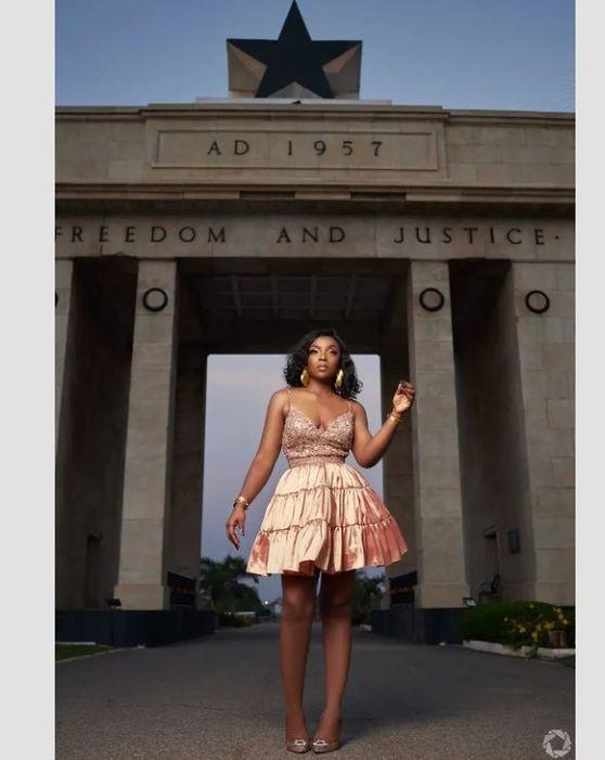 Chioma Akpotha celebrates birthday