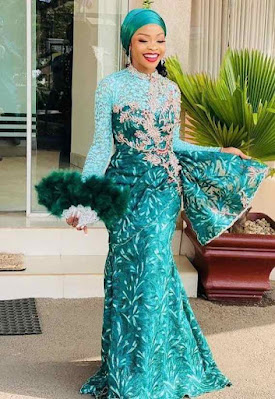 latest Aso Ebi Styles Pictures of latest Aso Ebi Styles