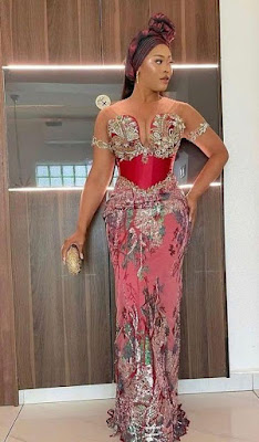 latest Aso Ebi Styles Pictures of latest Aso Ebi Styles