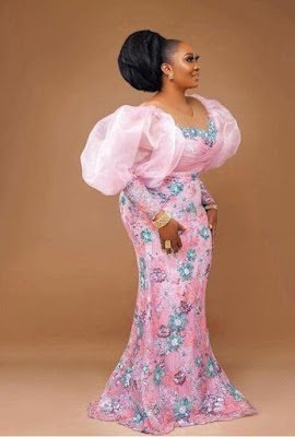 latest Aso Ebi Styles Pictures of latest Aso Ebi Styles