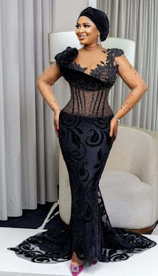 latest Aso Ebi Styles Pictures of latest Aso Ebi Styles