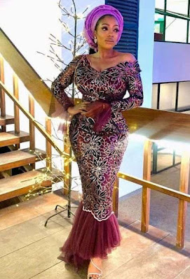 Latest Aso Ebi Styles Pictures of latest Aso Ebi Styles