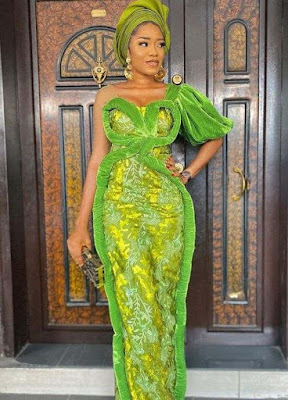 Flounce dress style Beautiful flounce dress styles for ladies