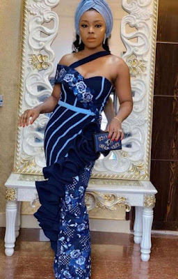 Flounce dress style Beautiful flounce dress styles for ladies