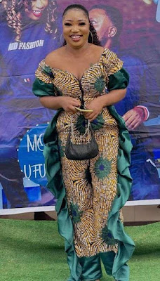 Flounce dress style Beautiful flounce dress styles for ladies