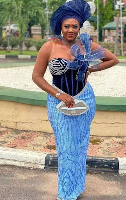 Lace and Suede/Velvet Combination Styles Beautiful Lace and Suede/Velvet Combination Styles