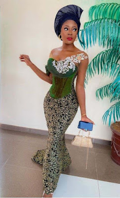 Lace and Suede/Velvet Combination Styles Beautiful Lace and Suede/Velvet Combination Styles