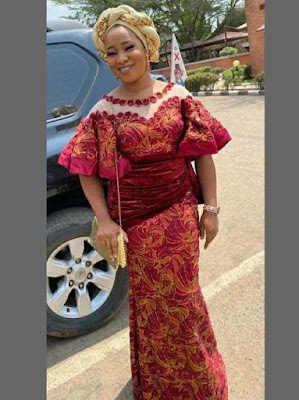 Lace and Suede/Velvet Combination Styles Beautiful Lace and Suede/Velvet Combination Styles