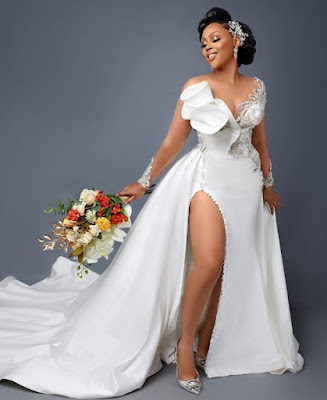 Brides second dress for wedding reception