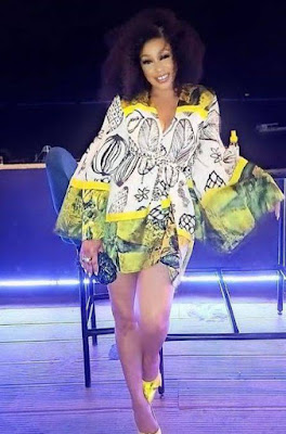 Vintage Material Styles for Ladies