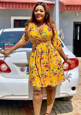 Vintage Material Styles for Ladies