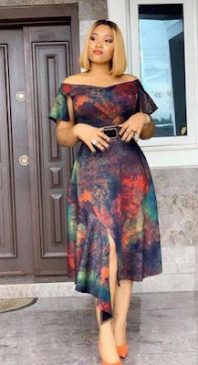 Vintage Material Styles for Ladies