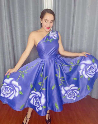 Vintage Material Styles for Ladies