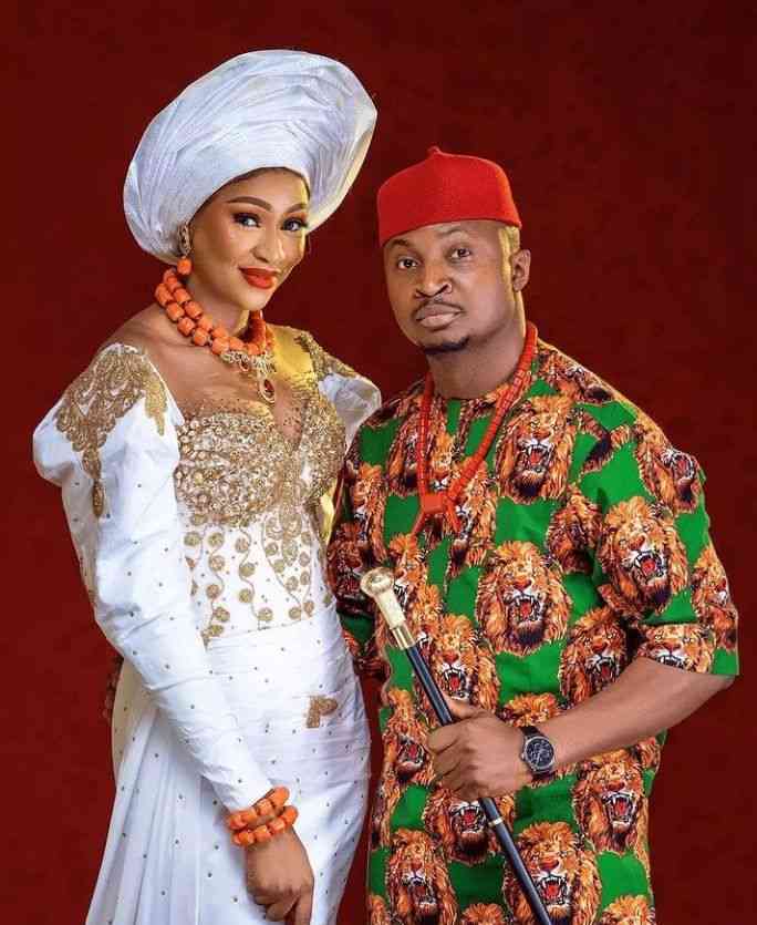 Comedian Funny bone Traditional Wedding Photos