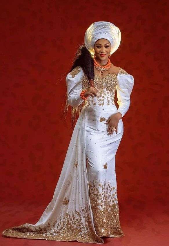 Comedian Funny bone Traditional Wedding Photos