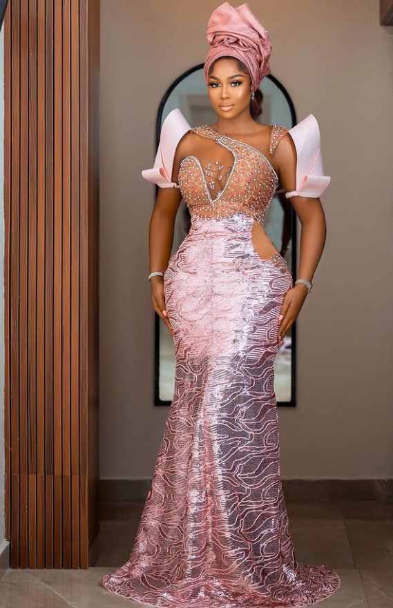 Asoebi Styles from Comedian Funnybone White Wedding 
