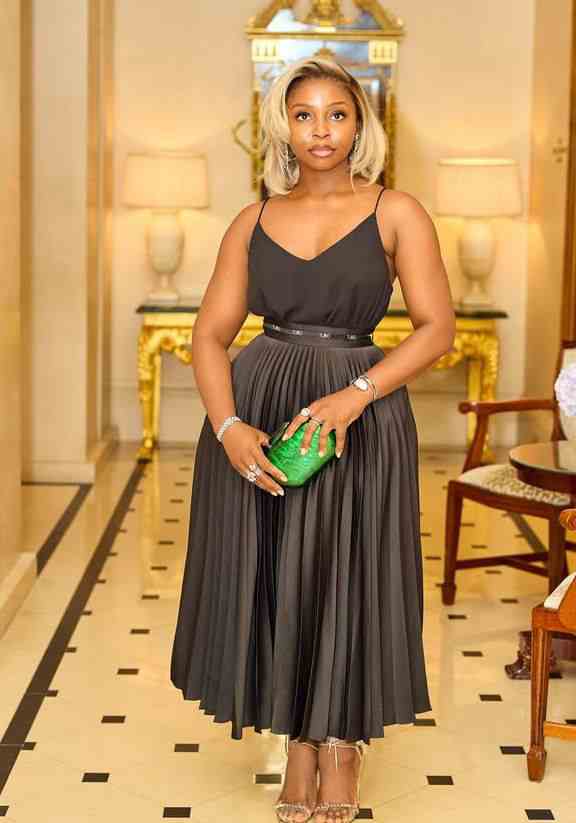 Sunray Material Styles for Ladies