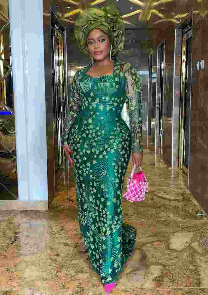 Gorgeous Asoebi Styles from Actress Eve Esin's Traditional Wedding
