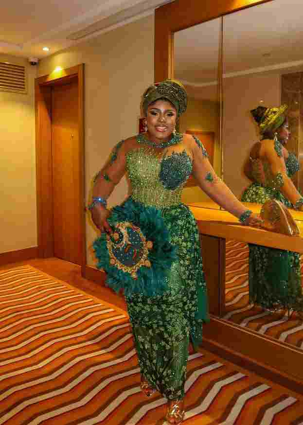 Gorgeous Asoebi Styles from Actress Eve Esin's Traditional Wedding