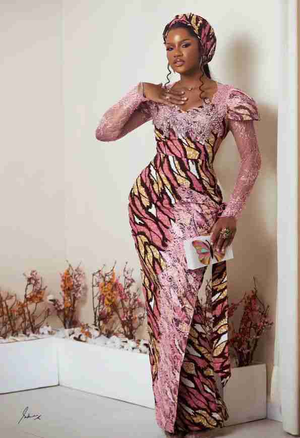 Beautiful Hausa Atamfa Styles for Ladies