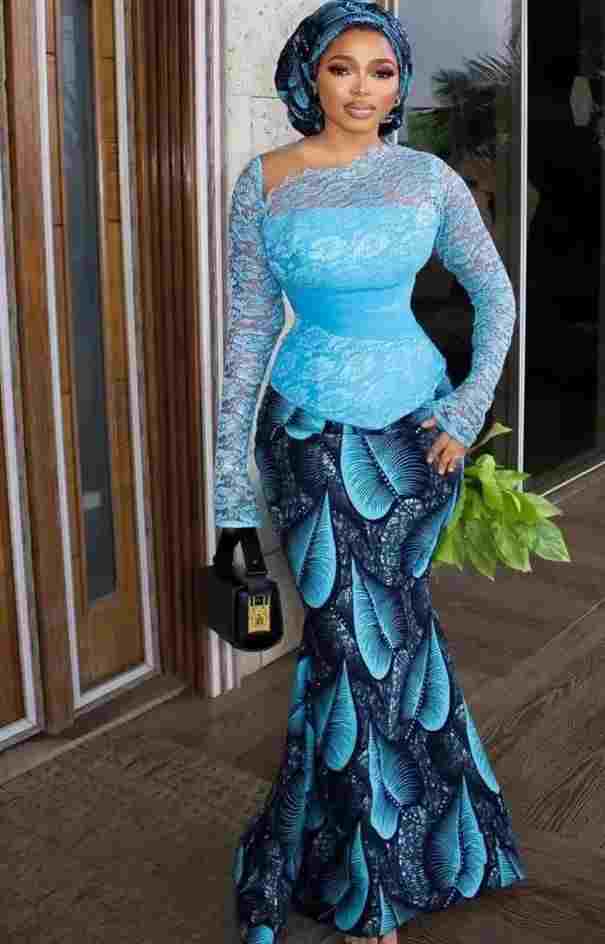 Beautiful Hausa Atamfa Styles for Ladies