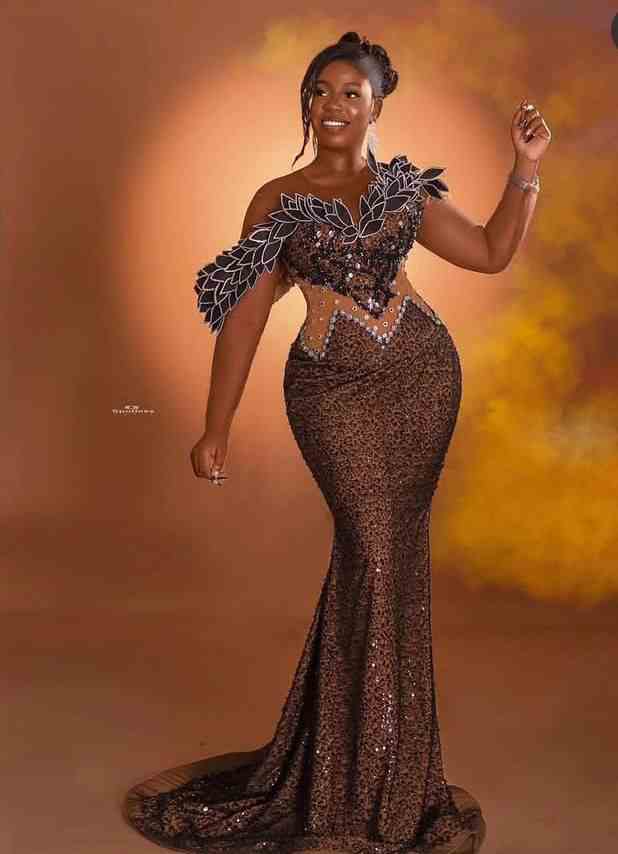 Elegant Brown Asoebi Styles for Weddings