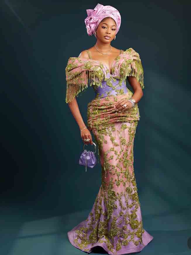 Asoebi styles from Kiky Festus and Akin Faminu's Wedding