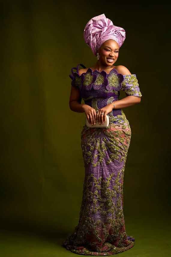 Asoebi styles from Kiky Festus and Akin Faminu's Wedding