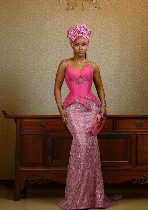 Asoebi styles from Kiky Festus and Akin Faminu's Wedding